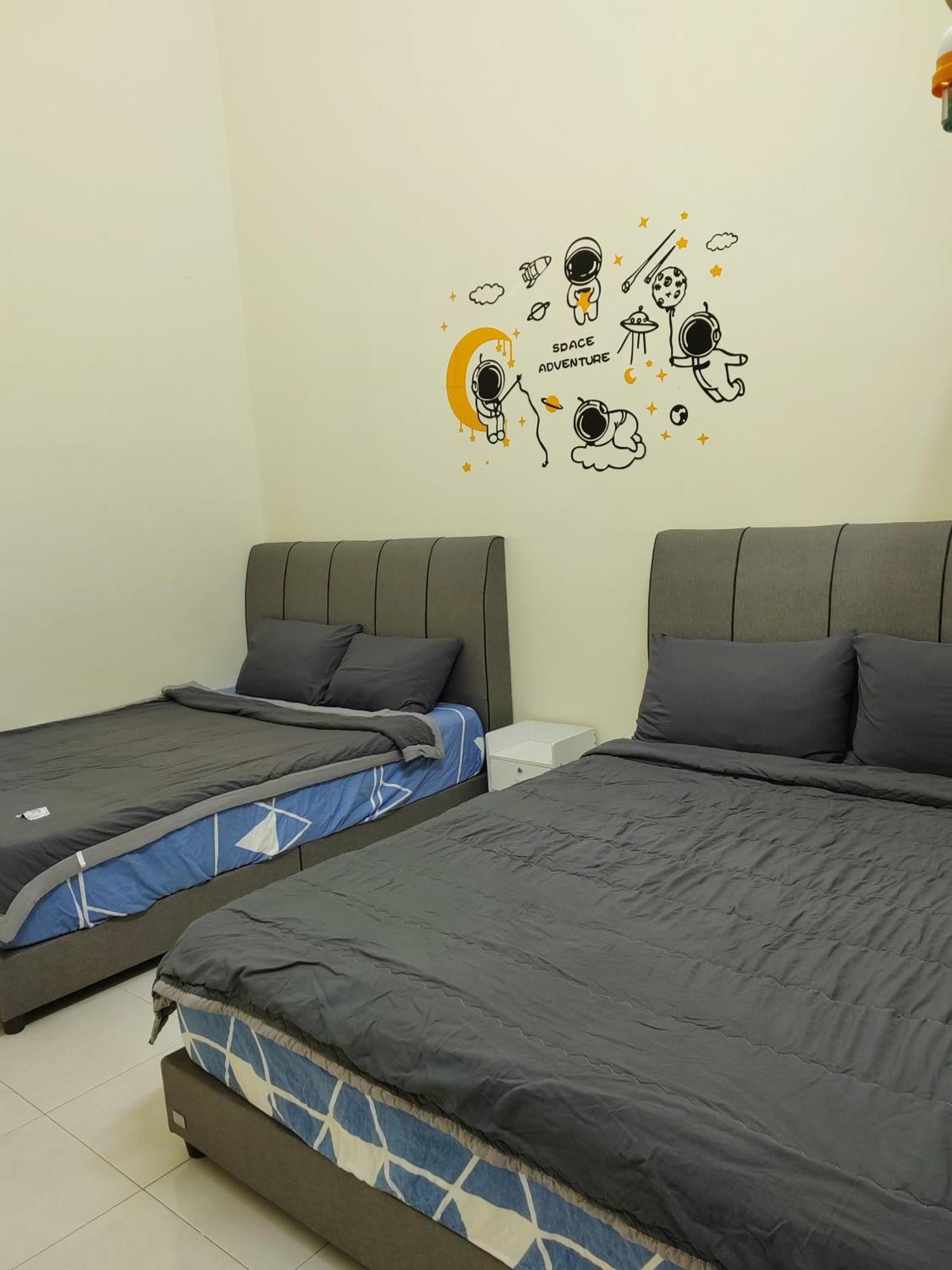 My Homestay Sitiawan - Astronaut Space House 8 Pax Ngoại thất bức ảnh
